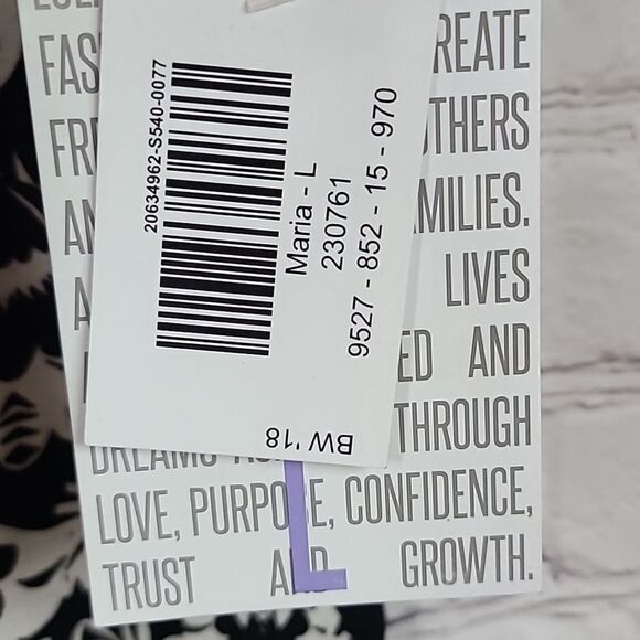 LuLaRoe Maria Maxi Dress L 14/16 Black & White Floral A-line Cap Sleeve Long NWT - Picture 3 of 11